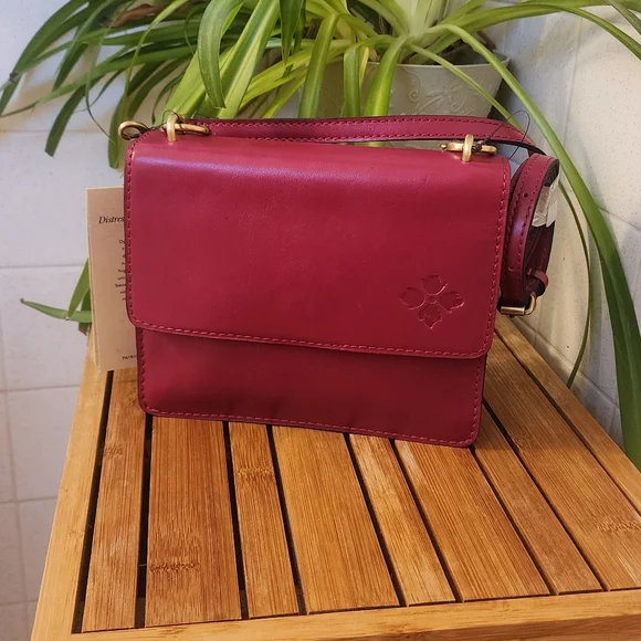 PATRICIA NASH Magenta light Burgundy Leather Terresa Crossbody Bag hand bag - Picture 8 of 8